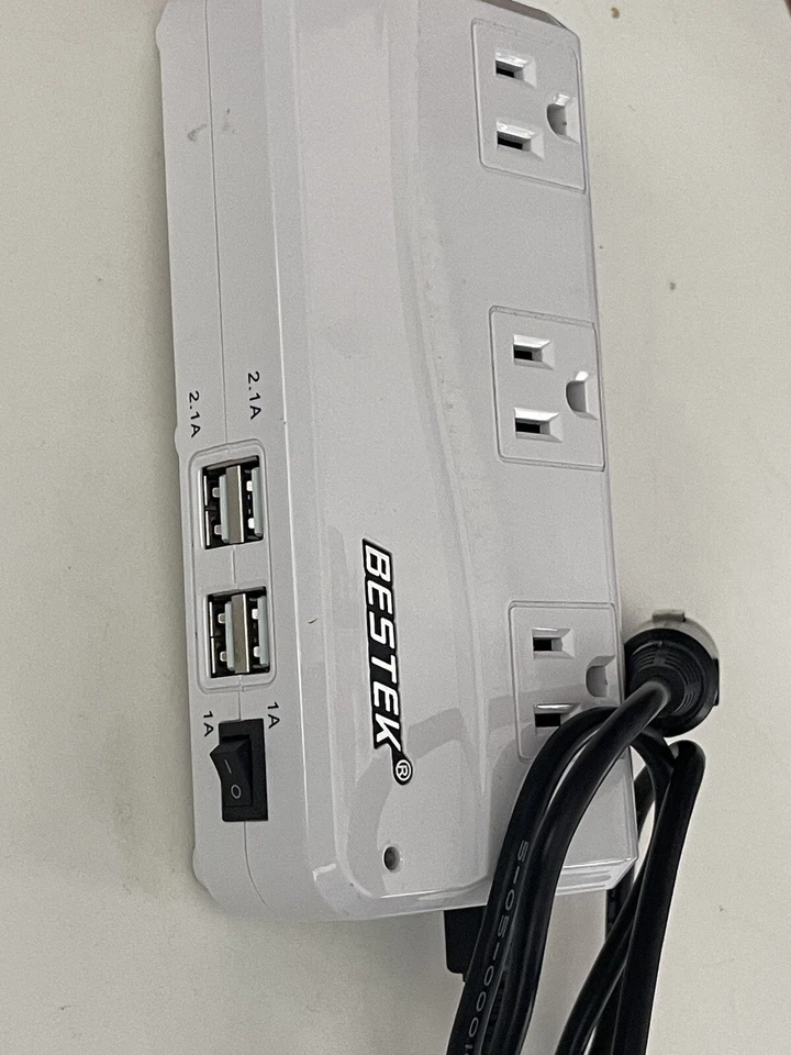 Bestek International 200W Travel Adapter & Power Converter ~ USB ~ - Image 1 of 4