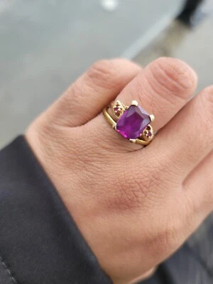 real solid 14k gold women's engagement ring - Image 1 of 3