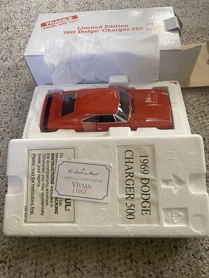 Dodge Charger Hemi 1969 Danbury como nuevo edición limitada naranja 1:24 retirado nuevo en caja. Foto 1 de 4