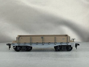 Roundhouse - Undecorated - 26' Flat Car w/Gondola Sides Lot A - Picture 1 of 6