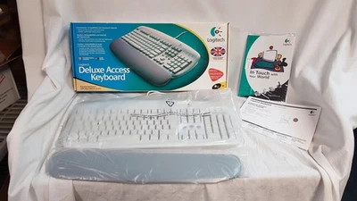 Logitech Deluxe Access VINTAGE PS/2 Type UK Layout PC Computer Keyboard BOXED - Image 1 of 4