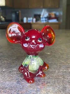 Fenton Glas Maus Figur Rubinrot Weihnachten handbemalt signiert - Bild 1 von 3