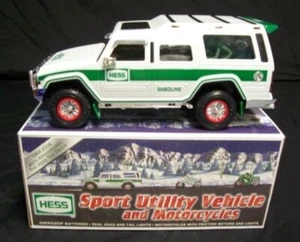 2004 HESS SPORT UTILITY VEHICLE TRUCK AND MOTORCYCLES CASE FRESH - Picture 1 of 3