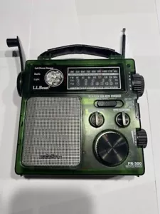 Eton Radio L.L. Bean FR-300 AM/FM WX Emergency Hand Crank Radio Light- Green - Picture 1 of 4