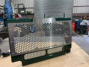 Land Rover 90/110/130/Defender front grille Stainless Steel (HONEYCOMB) - Picture 1 of 5