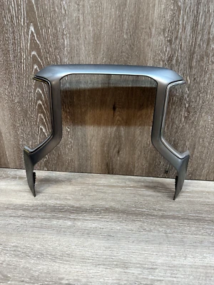 2019-2023 年 GMC SIERRA 1500 / 2500 / 3500 中心 DASH BEZEL 原始设备制造商部件 # 23387904 — 第 1/4 张图片