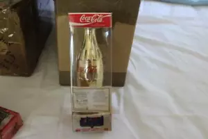 COCA COLA COKE GOLD BOTTLE, PIN - 1996 ATLANTA OLYMPICS - Picture 1 of 6