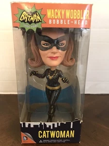 FUNKO - Wacky Wobbler - Catwoman - Bobble Head 1966 Batman Classic TV Series - Picture 1 of 4