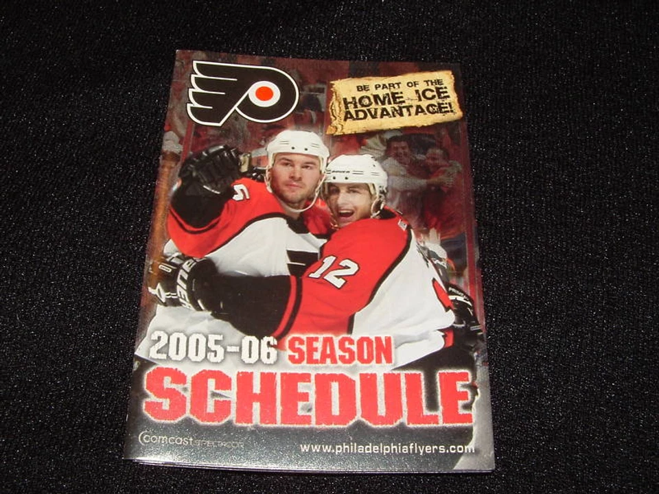 PHILADELPHIA FLYERS 2005-06 CALENDARIO DE HOCKEY DE BOLSILLO  Foto 1 de 1