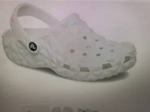 Crocs Classic Classic Geometric Clog in White New Style Women Size 9 - Picture 1 of 8