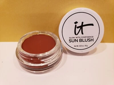 It Cosmetics ~ Glow with Confidence Sun Blush/Bronzer ~ Sun Gaze #50 - Image 1 of 3