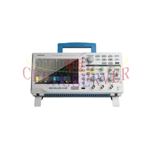 1PC New Tektronix TBS1102X Digital Oscilloscope 100 MHz 2 Channels 1GS/s - Picture 1 of 1