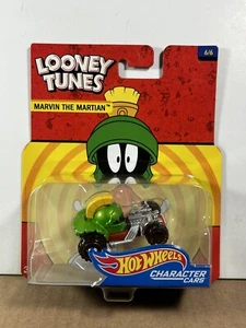 Hot Wheels Character Cars Looney Tunes Marvin The Martian 6/6 VHTF - Picture 1 of 4