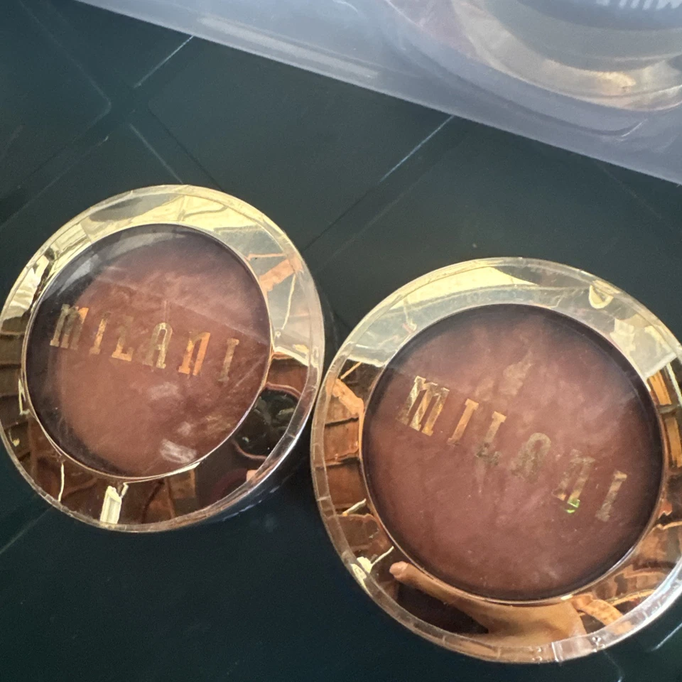 1 Milani Baked Powder Blush Rose D'oro 02