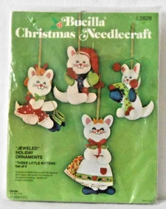 #2828 BUCILLA - "TRES GATITOS" CON MAMÁ - ADORNOS DE FIELTRO - ¡NIP Y LINDO! - Imagen 1 de 2