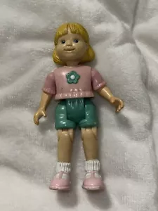 1998 Fisher Price Loving Family Dollhouse Girl Little Sister W/ Bendable Legs - Picture 1 of 6