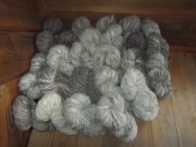 Comfy, Cozy & Soft Handspun Merino Wool 3.5 pounds, by Mountain JulieRea Designs - Imagem 1 de 4