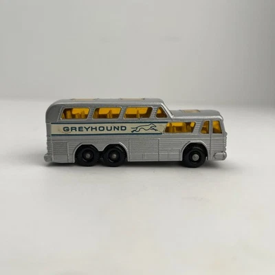 Autobús de colección Lesney Matchbox gris galgo #66 Foto 1 de 4