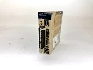 Yaskawa SGDS-01A12A Servopack 100W 200-230V - Picture 1 of 4