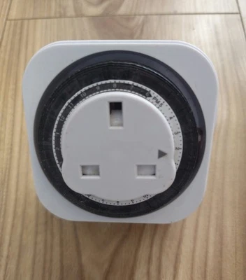 DEWENWILS 24-Hour Timer Mechanical, In-Wall, Lights - Image 1 of 2