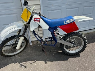 ATK 406 1988 chasis rodante Foto 1 de 4