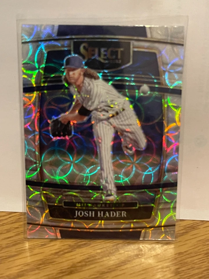 2022 Panini Select Scope Prizm Parallel Josh Hader Milwaukee Brewers #25 - Image 1 of 2