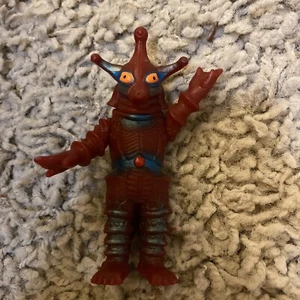 Alien Hipporito Kaiju Figure 4" Alien Hipporit Ultraman Ace Figure Bandai 2002 - Picture 1 of 2