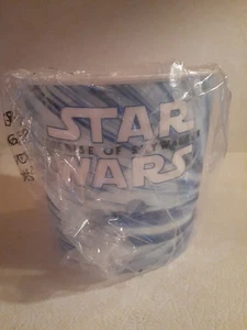 Star Wars The Rise of Skywalker Mini Popcorn Eimer - Bild 1 von 4