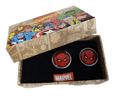 Abotoaduras redondas em caixa Avengers Spider-man oficialmente licenciadas pela MARVEL - Imagem 1 de 2