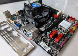 BIOSTAR H61MGC Mainboard + Intel G530 LGA 1155 CPU - OHNE RAM - OHNE RAM - Bild 1 von 8