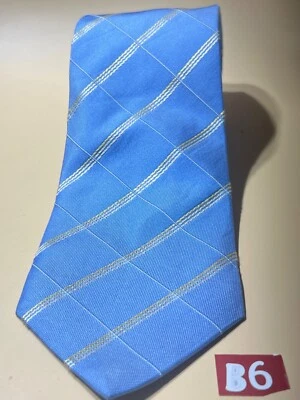 Corbata rosa hecha en Francia 100% seda 56" x 3,75" Foto 1 de 4