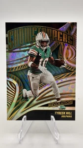 2025 Panini Revolution - Showstoppers Tyreek Hill #14 - Picture 1 of 2