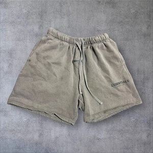 Fear of God Essentials Shorts Men’s Medium Gray Sweat Shorts Drawstring Fleece - Picture 1 of 7