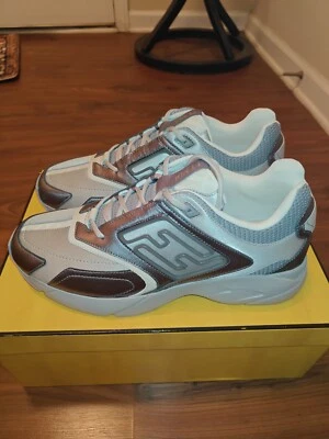 NUEVO EN CAJA $1100 Fendi Hombres FF Logo Tenis Atléticos Gris 11 US/10 UK Foto 1 de 4