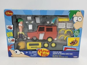 Disney Phineas & Ferb My Ride Ferb's Mom's Car Racer Jakks 28 Pieces (Sealed) - Picture 1 of 3