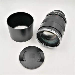 Zeiss 135mm f/2 Apo Sonnar T* ZE Lens for Canon EF Mount - Black 1999-675 - Picture 1 of 1