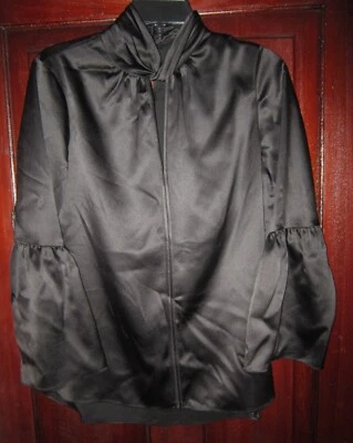 Blusa Camisa Top Elie Tahari S Negra Satén Ojo de Cerradura Acampanada Manga 3/4 Reunida Foto 1 de 3