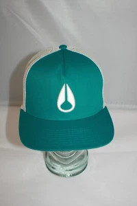Nixon Baseball Hat Cap Logo Snapback Mesh Green White Adjustable Designer NWOT - Picture 1 of 5