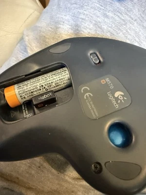 Mouse trackball wireless Logitech M570 con ricevitore unificante USB - SPEDIZIONE GRATUITA - Immagine 1 di 4