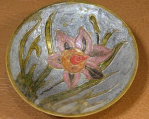 Small Cloisonné Bowl Trinket Brass Floral 1.5" High and 3.75" Diameter India  - Picture 1 of 5