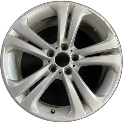 Llanta delantera OEM BMW 19X8 320i 328i 335i 428i 430i 435i 440i 2012-2020 Foto 1 de 4