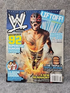 WWE Magazine August 2009 HHH, Rey Mysterio - Picture 1 of 4