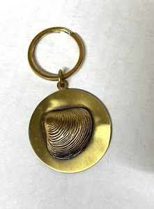 CLAM SHELL Design MEDIUM BRASS KEYRING -Round shape- FOB -zipper pull - Picture 1 of 3