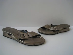 STUART WEITZMAN METALLIC LEATHER WEDGE SANDAL size US 8M HOT - Picture 1 of 7