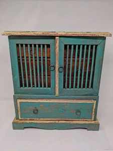 Indonesian / Balinese Handcrafted Wooden Large Green Gated Jewelry Box - Picture 1 of 5