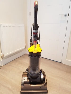 Dyson DC33 Multi Floor NEW MOTOR 1 Yr Wty Refurbished Upright Vacuum Cleaner - Image 1 of 4