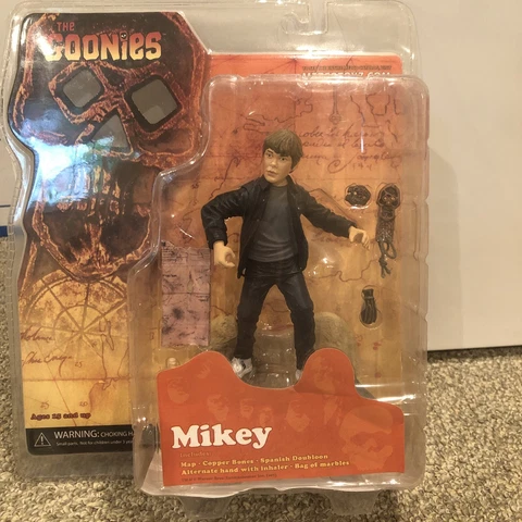 Mezco Toys The Goonies Mikey 7" Action Figure With Accessories NEW Cover