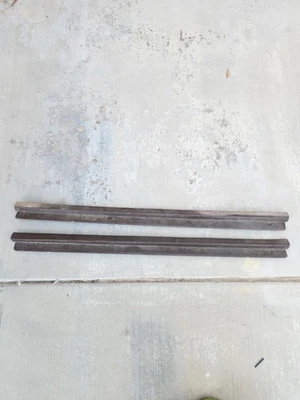 Celica 1984 1985 puerta basculante moldura puerta escalón moldura fabricante original ra64 ra65 Foto 1 de 4