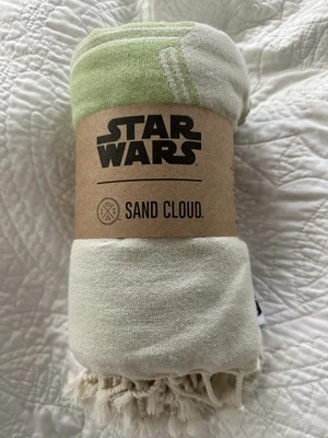 Toalha de praia nova com etiquetas nuvem de areia Disney Star Wars Baby Yoda algodão org turco 37”x67” - Imagem 1 de 4