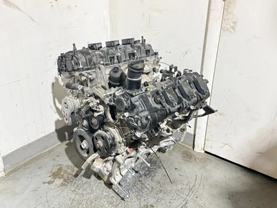 Conjunto de motor Chrysler Pacifica 17-21 3,6 tracción delantera 28 k millas OEM DAÑOS MENORES Foto 1 de 4